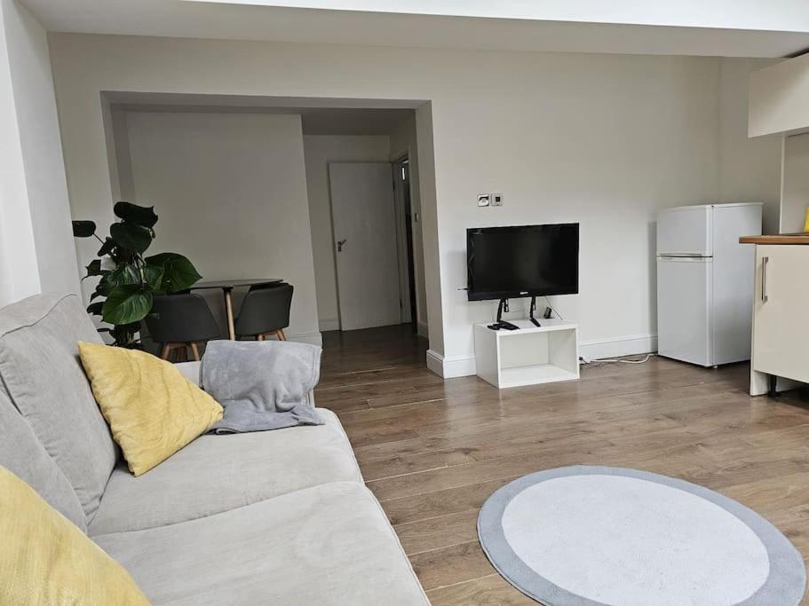 Beautiful Garden Flat Near Central London Eksteriør billede