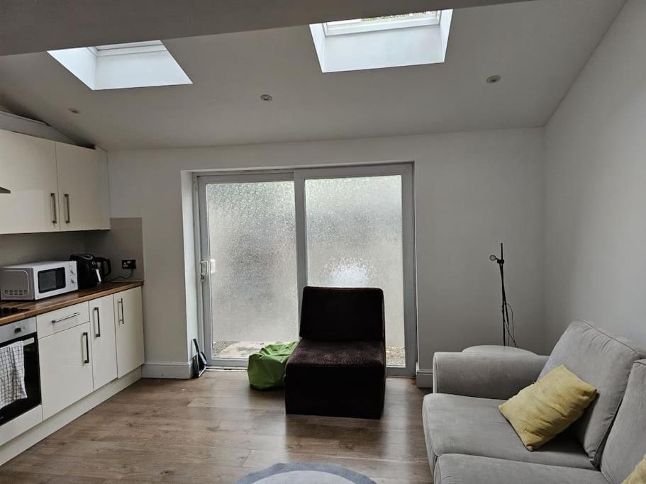 Beautiful Garden Flat Near Central London Eksteriør billede